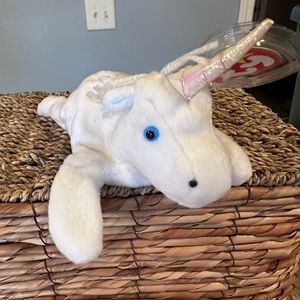 NWT VINTAGE TY BEANIE BABY MYSTIC THE UNICORN